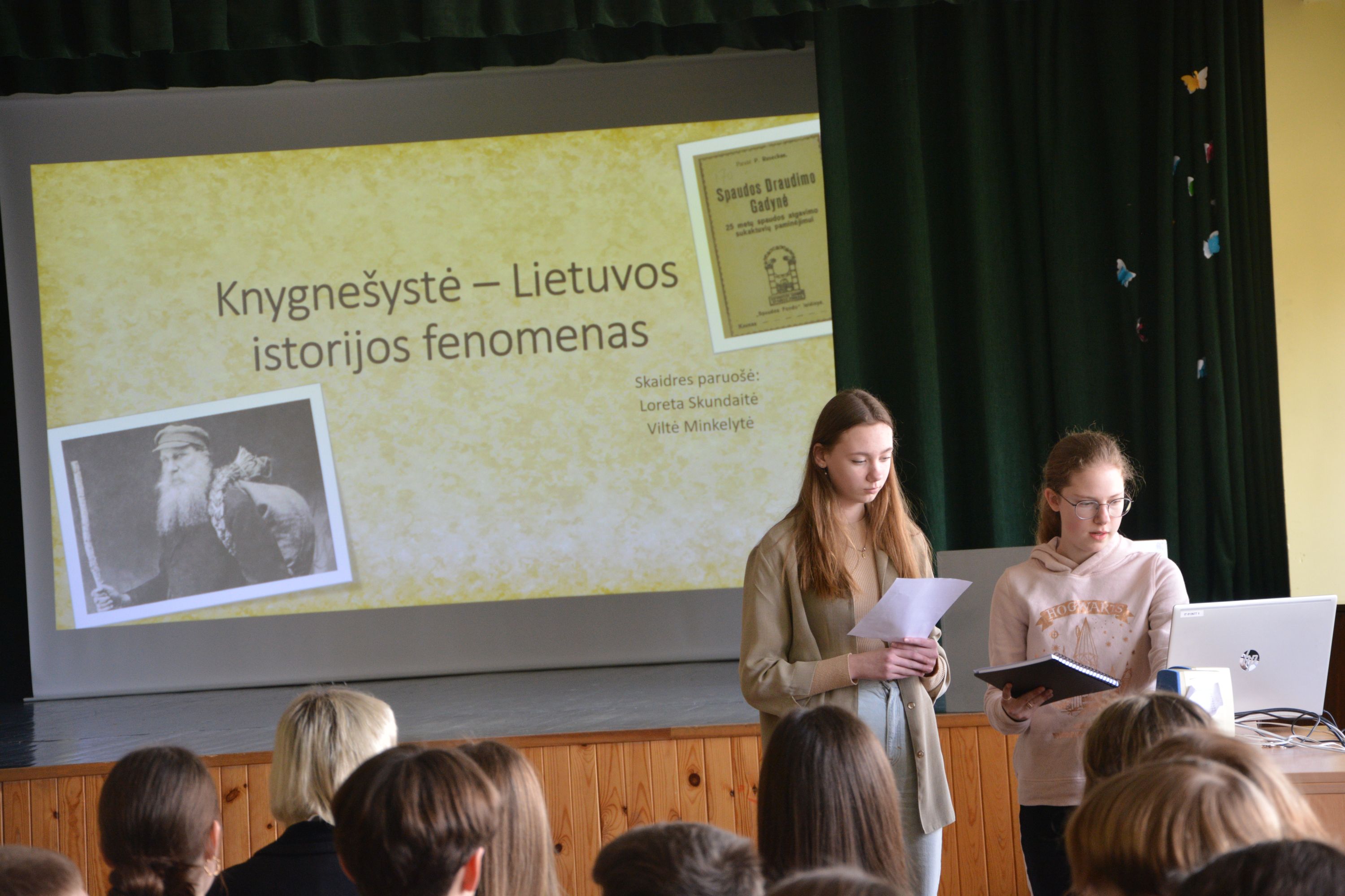 Mokinių konferencija „Lietuviškosios tapatybės paieškos tautinio atgimimo laikotarpiu“